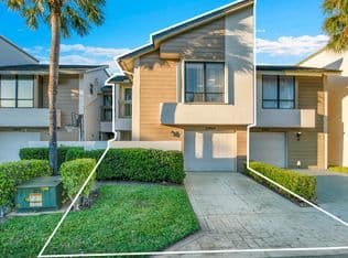 3+1 Townhouse — 22860 Ironwedge Drive, Boca Raton, 33433