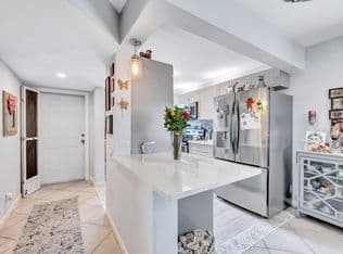 2+1 Condo — 305 CONGRESSIONAL Way, Deerfield Beach, 33442
