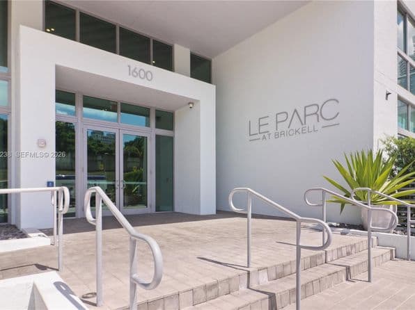 2-bedroom Condo — 1600 SW 1st Ave APT 512, Miami, FL 33129
