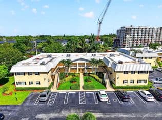 2+1 Condo — 25 Colonial Club Drive #205, Boynton Beach, 33435