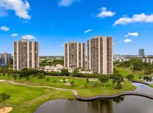 1+1 Condo — 20379 W Country Club Dr APT 737, Aventura, 33180