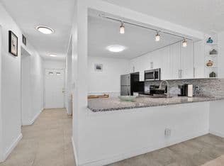 2-bedroom Single-Family Home — 9110 Fairbanks Lane #5, Boca Raton, 33496