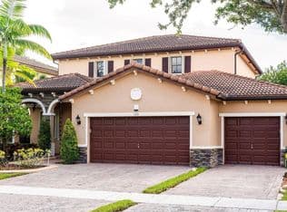 5-bedroom Single-Family Home — 125 SE 36th Pl, Homestead, 33033