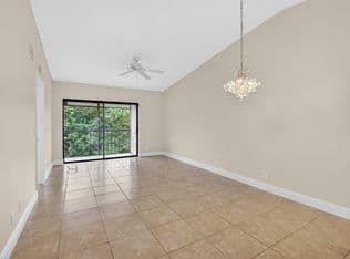 2+1 Condo — 21943 REMSEN Terrace #207, Boca Raton, 33433