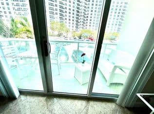 2+1 Condo — 3801 S Ocean Dr APT 2C, Hollywood, 33019