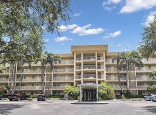 3-bedroom Condo — 804 CYPRESS GROVE Lane #210, Pompano Beach, 33069