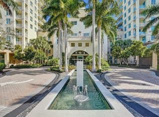 1+1 Condo — 350 N Federal Highway #903, Boynton Beach, 33435