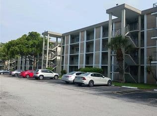2+1 Condo — 2901 NW 48TH AVENUE #367, Fort Lauderdale, 33313