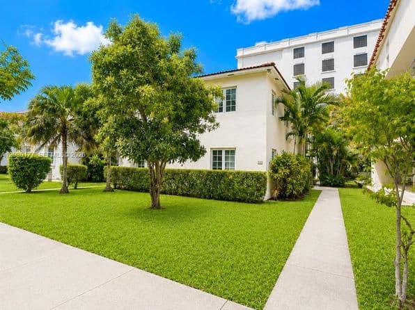 8-bedroom Multi Family — 215 Sidonia Ave, Coral Gables, FL 33134