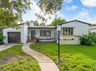 2+1 Müstakil ev — 21 SW 59th Ave, Miami, 33144