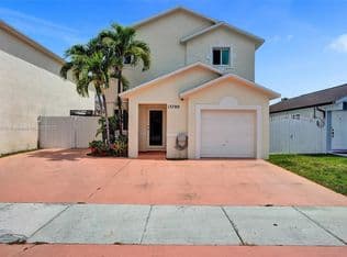 3-bedroom Single-Family Home — 13780 SW 160th Ter, Miami, 33177