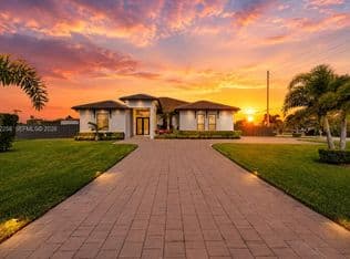 5+1 Müstakil ev — 28004 SW 169th Ct, Homestead, 33030