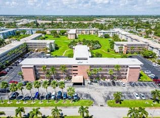 2+1 Condo — 2615 NE 1st Court #411, Boynton Beach, 33435