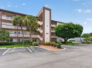 2-bedroom Condo — 3202 Portofino Pt #O3, Coconut Creek, 33066