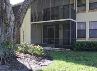 2-bedroom Condo — 1256 S Military Trail #911, Deerfield Beach, 33442