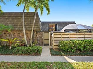 2+1 Townhouse — 1213 12th Terrace #1213, Palm Beach Gardens, 33418