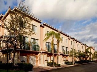 2+1 Condo — 2009 SE 10th Ave APT 303, Fort Lauderdale, 33316