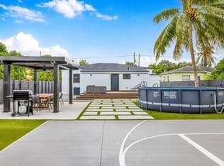 5-bedroom Single-Family Home — 121 NW 53rd St, Miami, 33127