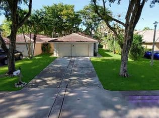 3-bedroom Single-Family Home — 1512 NW 93rd Terrace, Coral Springs, 33071