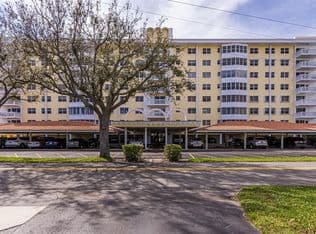2-bedroom Condo — 2500 NE 48th Lane #609, Fort Lauderdale, 33308