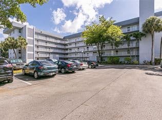 2+1 Condo — 1402 NW 80th Ave APT 302, Pompano Beach, 33063