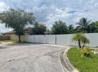 4-bedroom Single-Family Home — 20764 NW 31st Ave, Miami Gardens, 33056