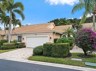 3-bedroom Townhouse — 8164 Sandpiper Way, West Palm Beach, 33412