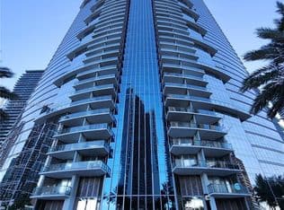 3-bedroom Condo — 851 NE 1st Ave #3801, Miami, 33132
