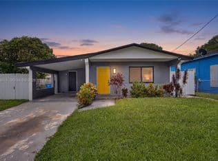 4-bedroom Single-Family Home — 5724 SW 18th St, West Park, 33023