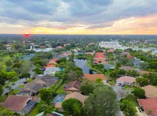 3-bedroom Single-Family Home — 4555 NW 88 Terrace, Coral Springs, 33065