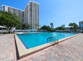 2+1 Condo — 2500 Parkview Drive #615, Hallandale Beach, 33009