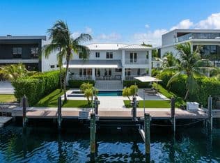 4-bedroom Single-Family Home — 13040 N Bayshore Dr, North Miami, 33181