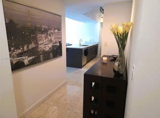 2-bedroom Condo — 500 Brickell Ave APT 3105, Miami, 33131