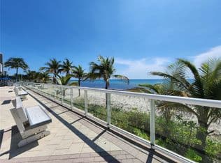 1-bedroom Condo — 2030 S Ocean Dr APT 401, Hallandale Beach, 33009