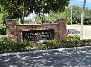 2-bedroom Condo — 301 N Pine Island Road #105, Plantation, 33324