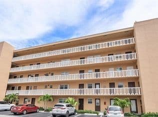 2+1 Condo — 219 NE 14th Avenue #107, Hallandale, 33009