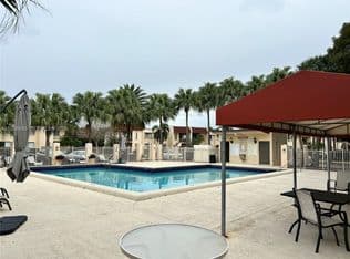 2+1 Condo — 16441 Blatt Blvd APT 102, Weston, 33326