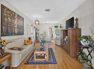 3+1 Müstakil ev — 4940 SW 5th Ter, Miami, 33134