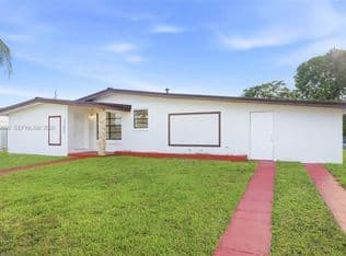 3-bedroom Single-Family Home — 17360 SW 121st Ave, Miami, 33177