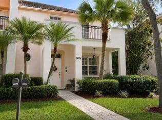 3-bedroom Townhouse — 8074 MURANO CIRCLE, Palm Beach Gardens, 33418