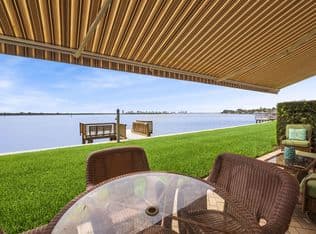 2+1 Condo — 52 Yacht Club Drive #103, North Palm Beach, 33408
