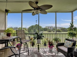 3-bedroom Condo — 2850 N Palm Aire Drive #401, Pompano Beach, 33069