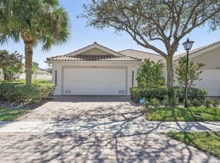 2+1 Müstakil ev — 8210 Saint Johns Court, Wellington, 33414
