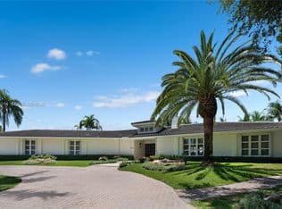 6-bedroom Single-Family Home — 435 Marquesa Dr, Coral Gables, 33156