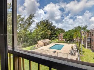 2-bedroom Condo — 7020 Nova Dr APT 308D, Fort Lauderdale, 33317