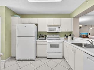 2+1 Condo — 9537 Weldon Circle #I213, Tamarac, 33321