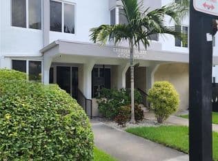2-bedroom Condo — 250 180th Dr APT 510, Sunny Isles Beach, 33160