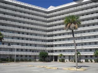 1-bedroom Condo — 1401 NE Miami Gardens Dr APT 685, Miami, 33179