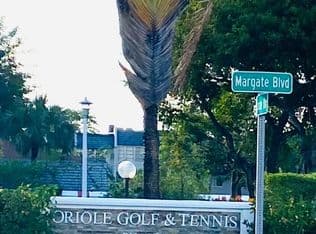 2+1 Condo — 7817 Golf Cir Drive #210, Margate, 33063