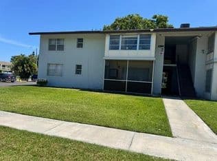 2+1 Condo — 380 E Laurel Dr APT 4D, Pompano Beach, 33063